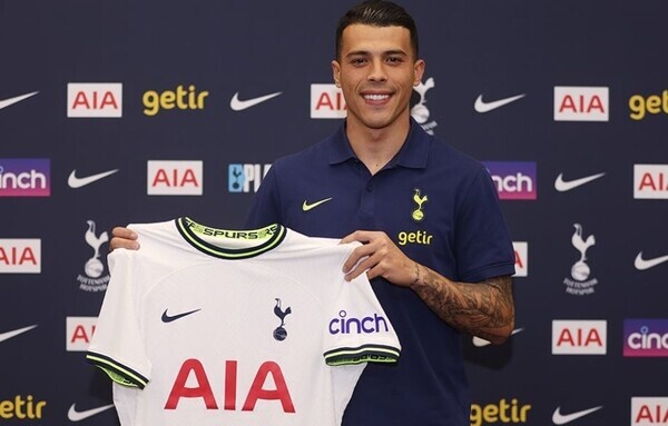 토트넘-유니폼-입고있는-페드로포로