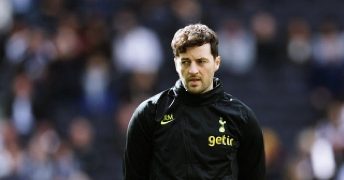 임시감독-라이언메이슨